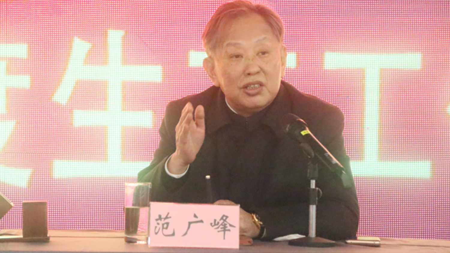 1712560446463463.jpg 444.jpg